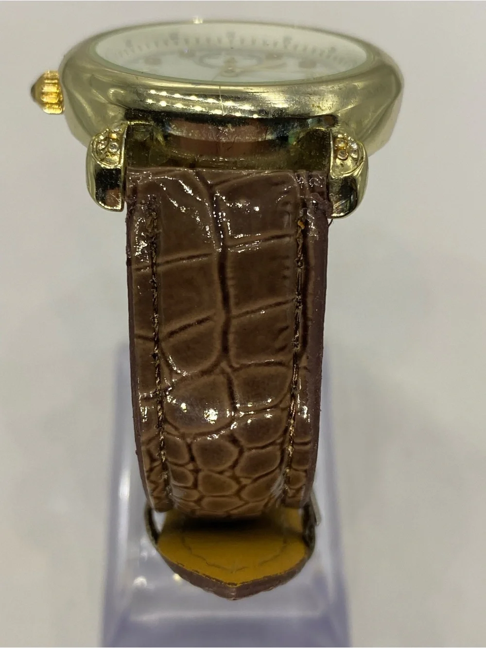 Men’s ^^^ Gold-Tone *** Iced  Crystal Accent Watch ^^^ Tan  Brown Leather Strap